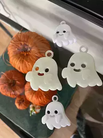 Cute Ghost Charm STL