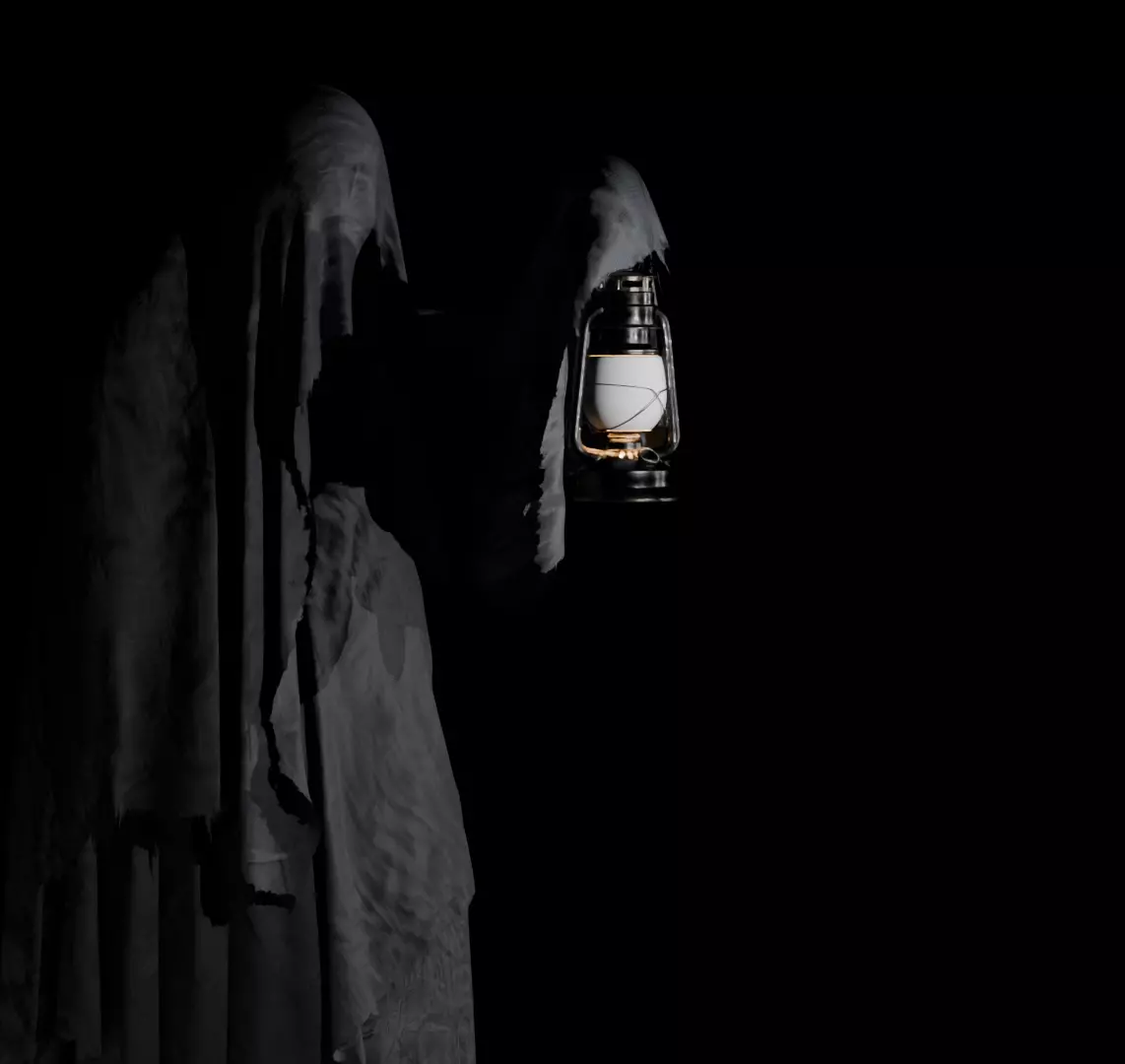 Hooded Ghost with Lantern  3D print model_3