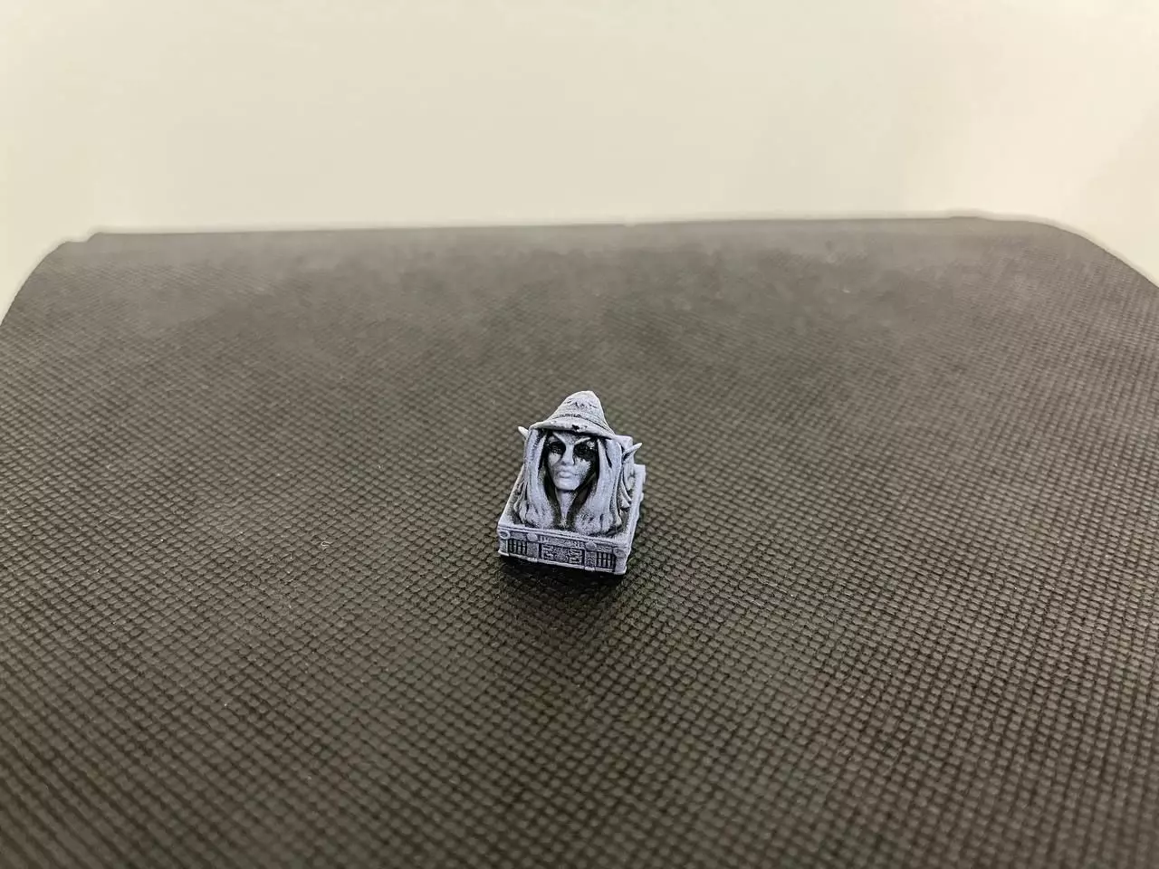 Elegant Elven Mage Artisan Keycap for Mechanical Keyboards 3D print model_2