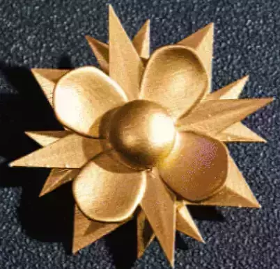 ORNATE GOLD FLOWER RUMI K-POP