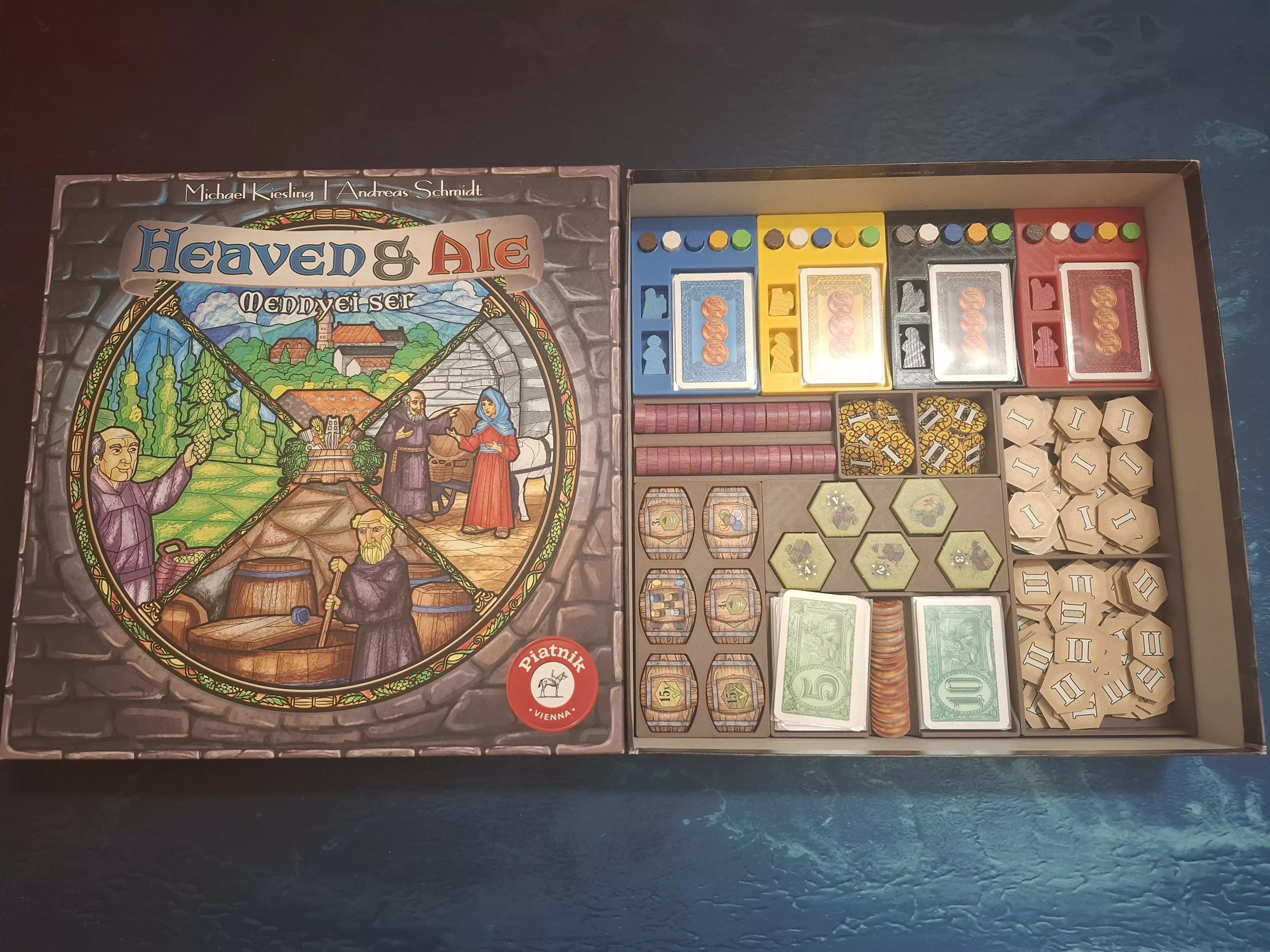 Heaven and Ale insert - Compatible with sleeved cards 3D print model_0