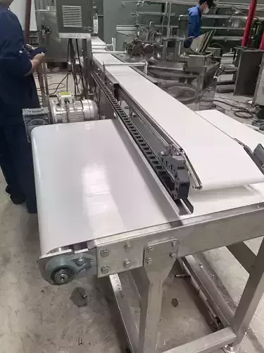 The Telescopic Conveyor is available in STEP file format