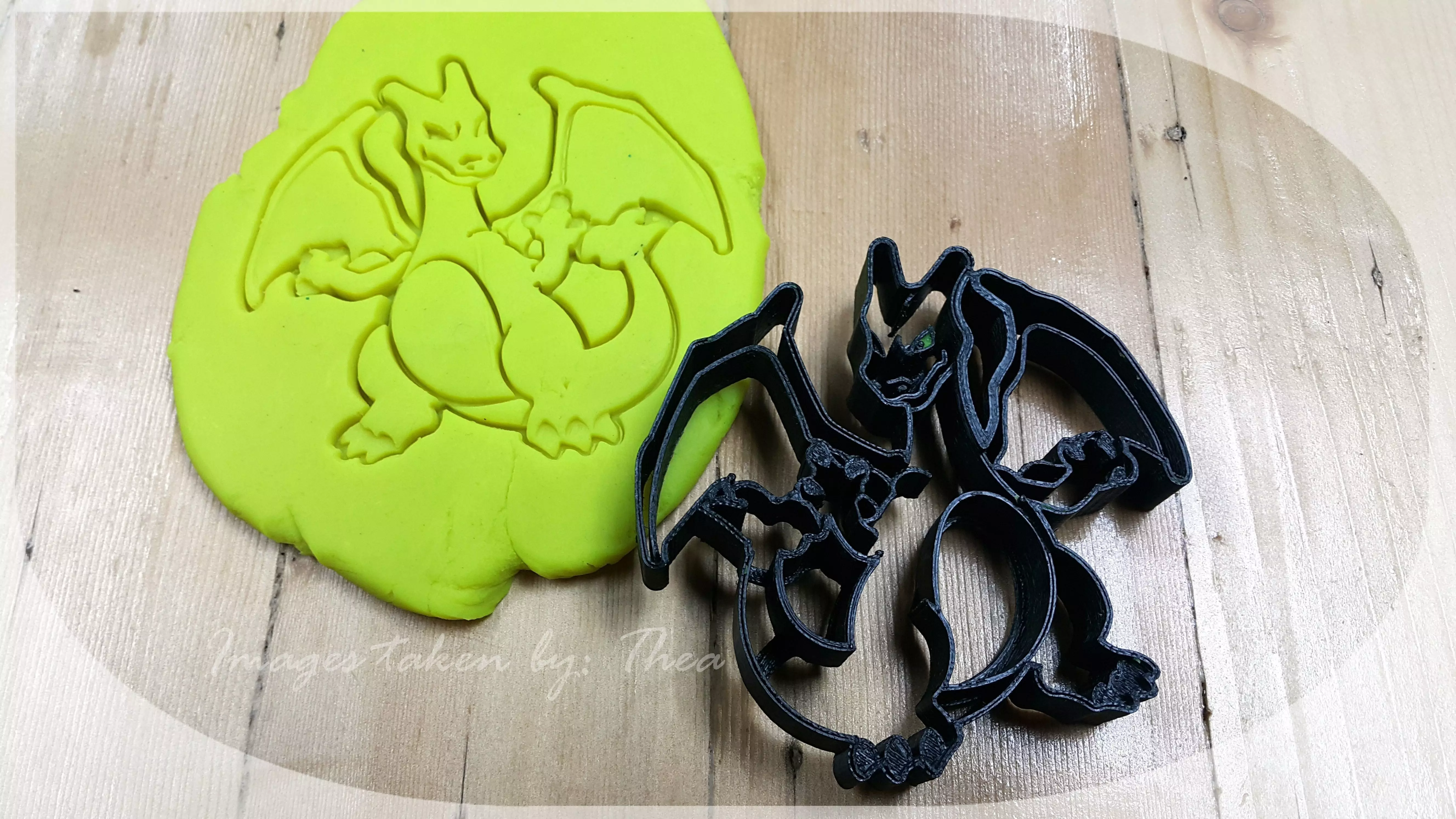 Pokemon Charizard cookie cutter 3D print model_0