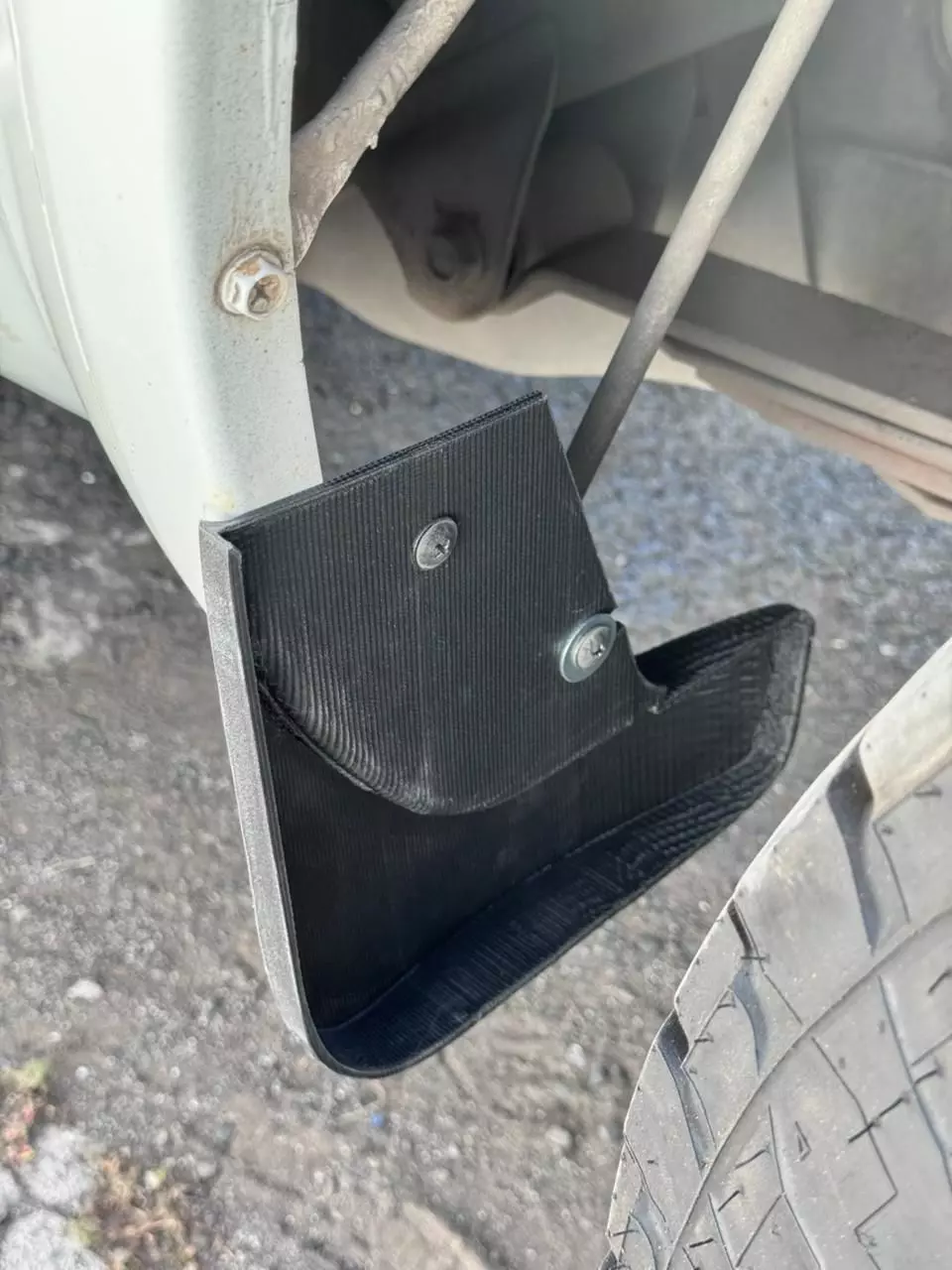 proteccion para barro camioneta nissan frontier  3D print model_0