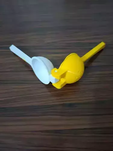 lemon squeezer