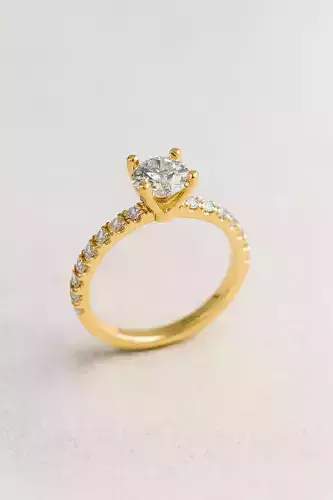 Solitaire engagement rings Model 8095