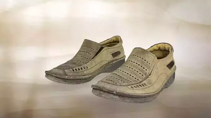 A pair of used men shoe 020