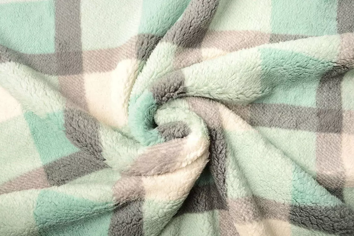 Fleece Plaid Blanket Fabric Texture PBR Texture_4