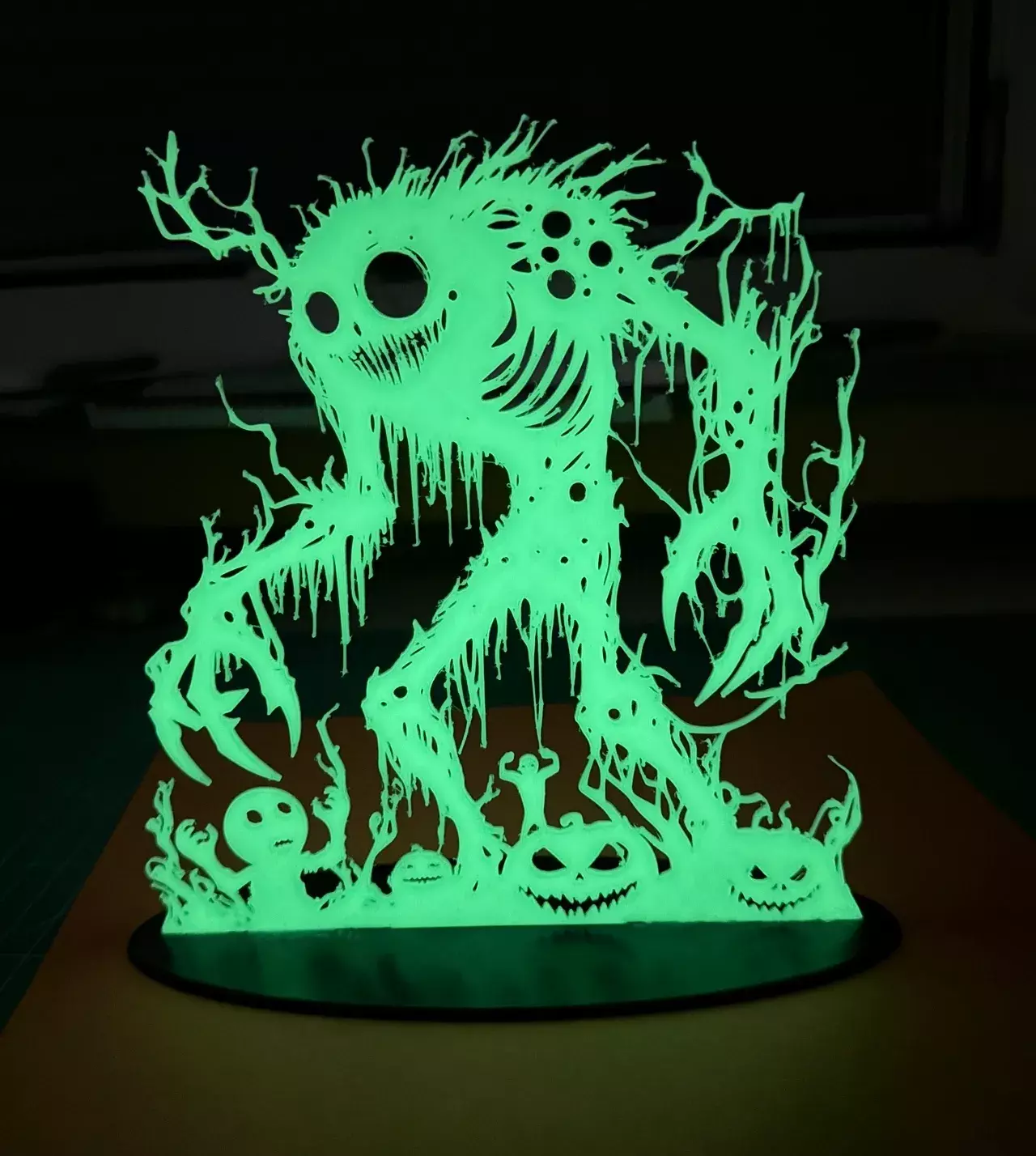 Necro Vine Wraith Silhouette 3D print model_3