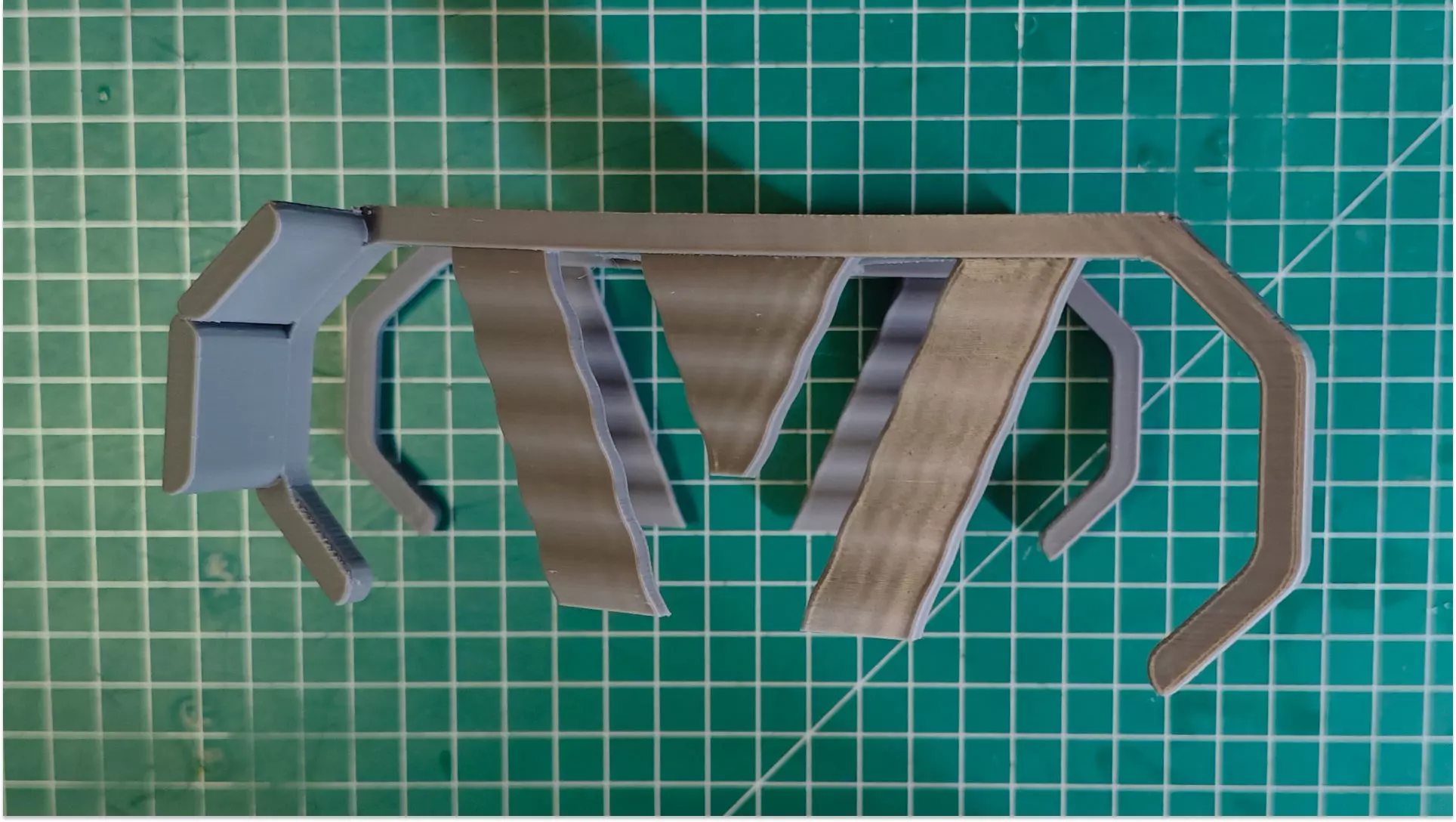 Small Wall Mount Shoe Display 3D print model_2