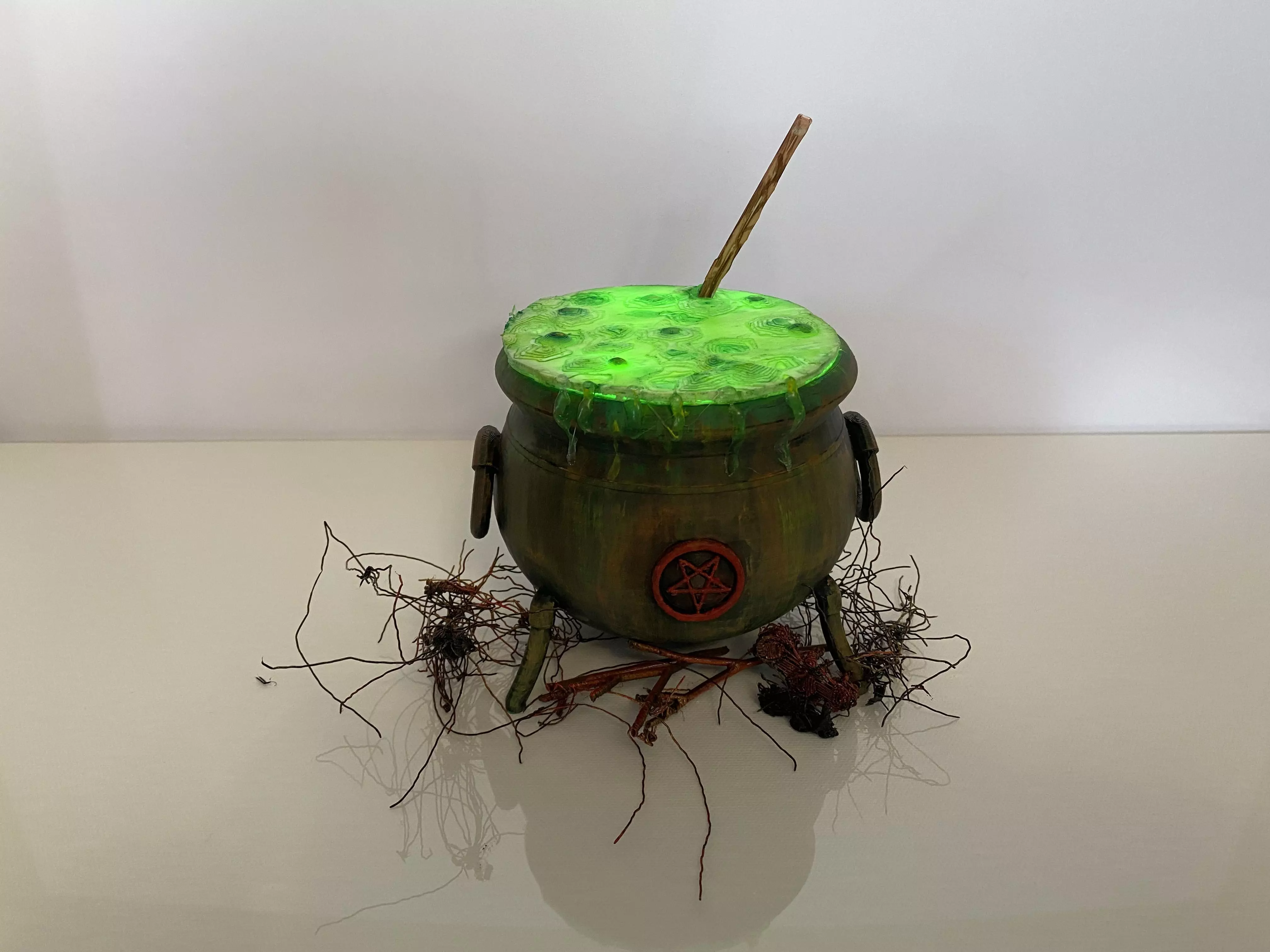 Witchs Cauldron Low-poly 3D model_0