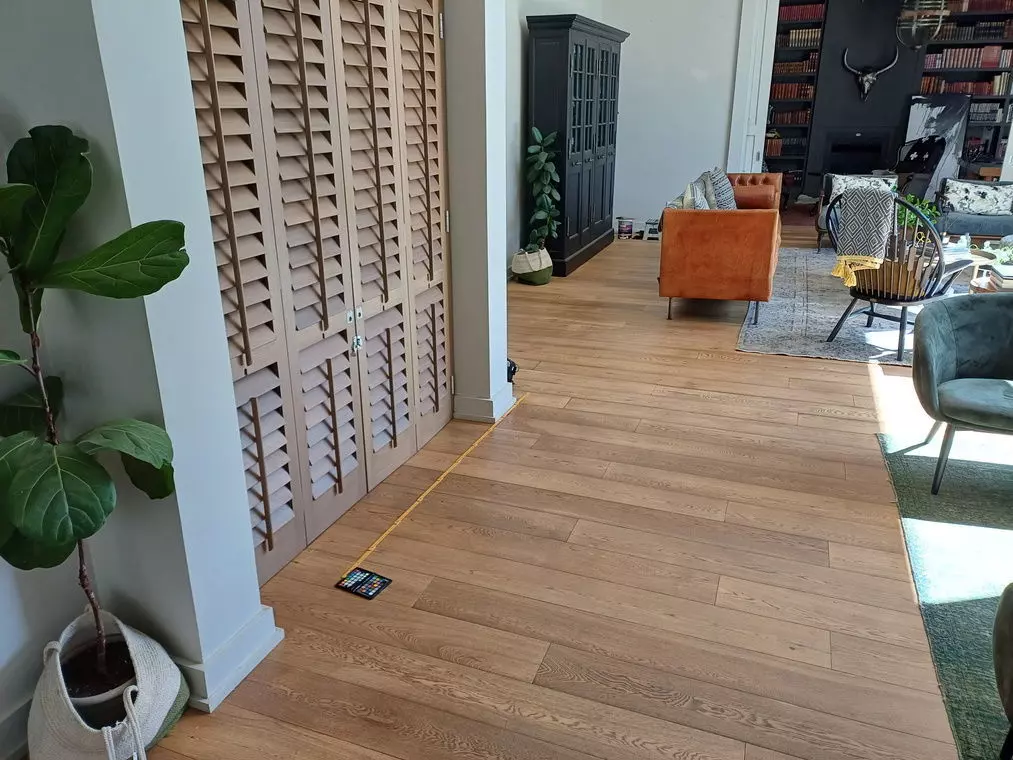 Warm European Oak Planks Texture_3