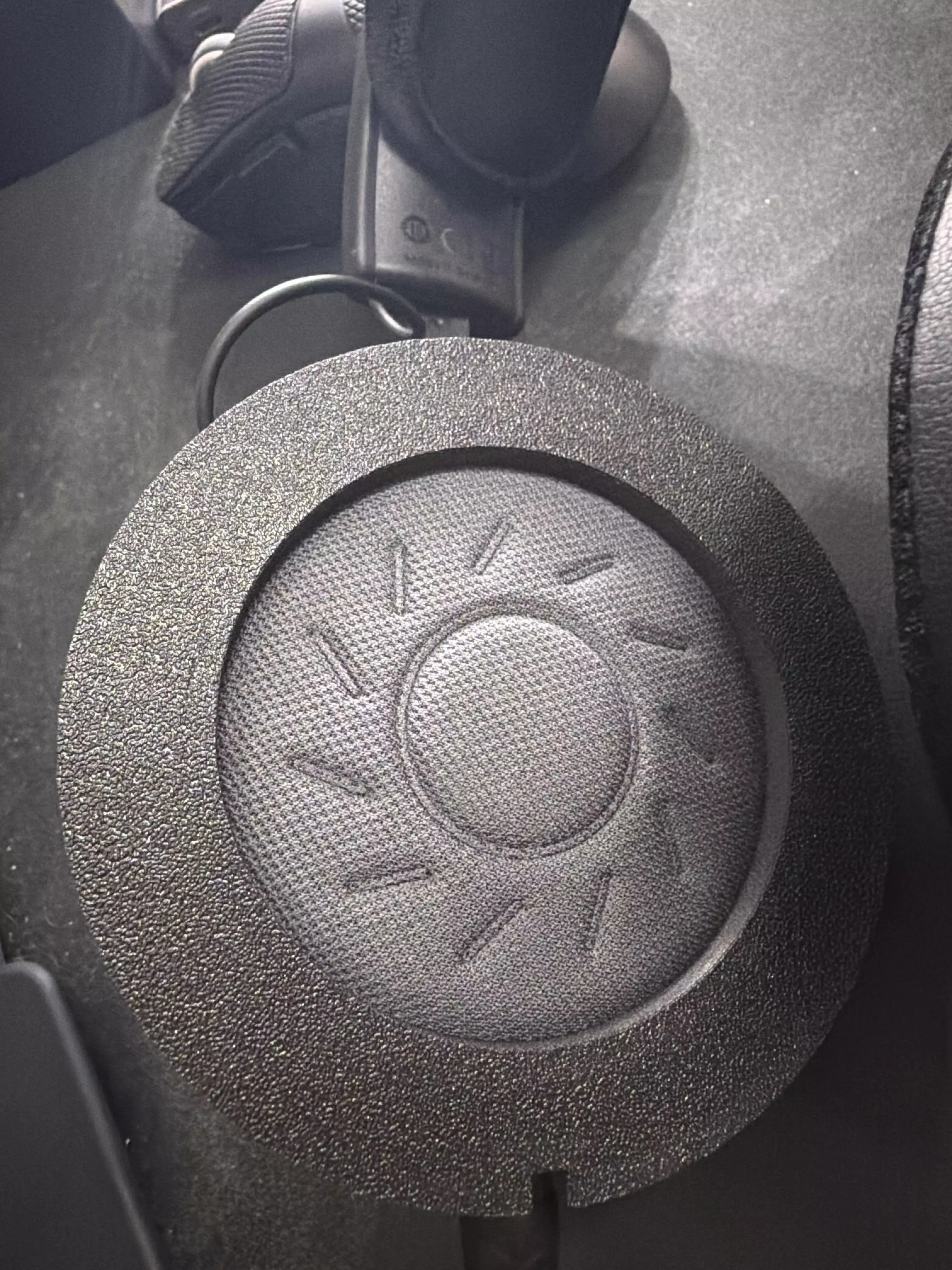 Beyerdynamic DT 700 Pro X earpad bracket 3D print model_2