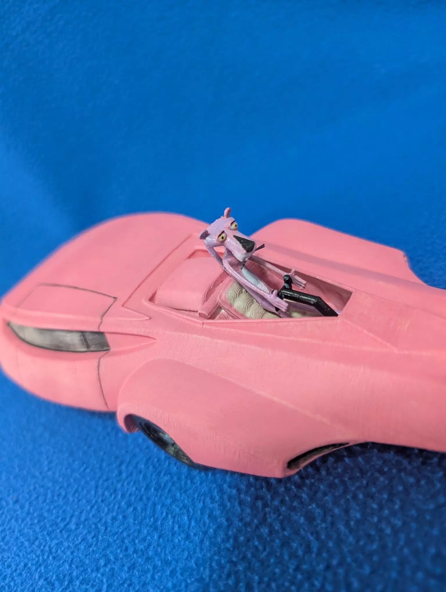 Pantera Rosa coche para impresion STL Pink Panther Car Model 3D print model_3