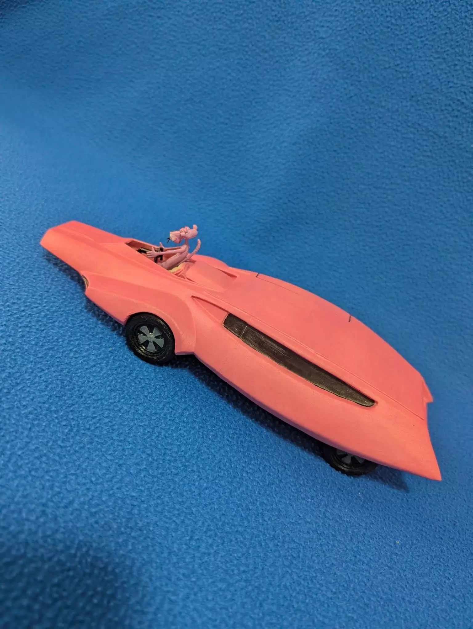 Pantera Rosa coche para impresion STL Pink Panther Car Model 3D print model_8