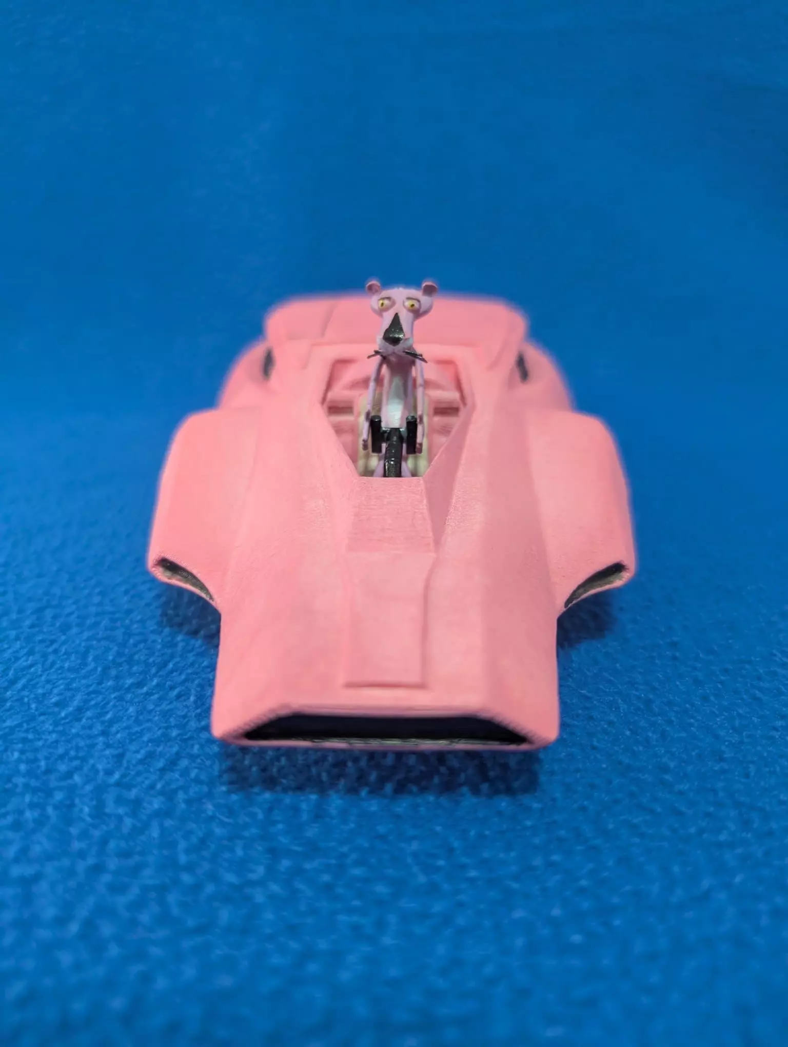 Pantera Rosa coche para impresion STL Pink Panther Car Model 3D print model_7