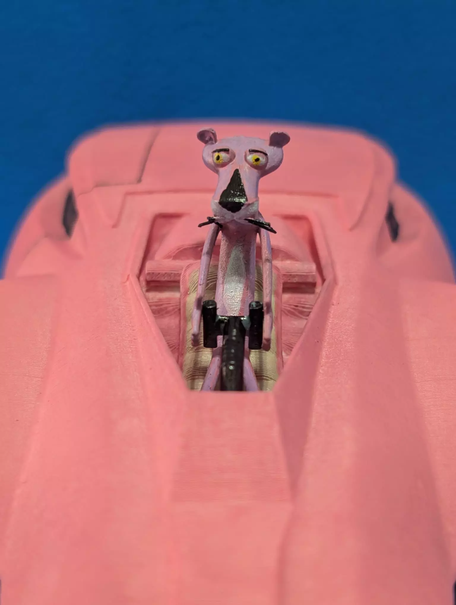 Pantera Rosa coche para impresion STL Pink Panther Car Model 3D print model_0