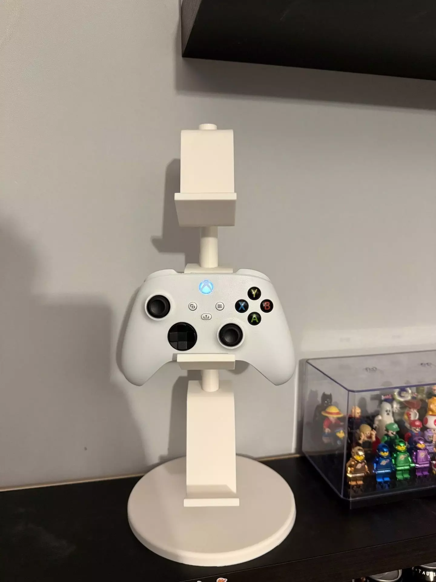 Universal Printable Controller Stand Two Size Versions 3D print model_3