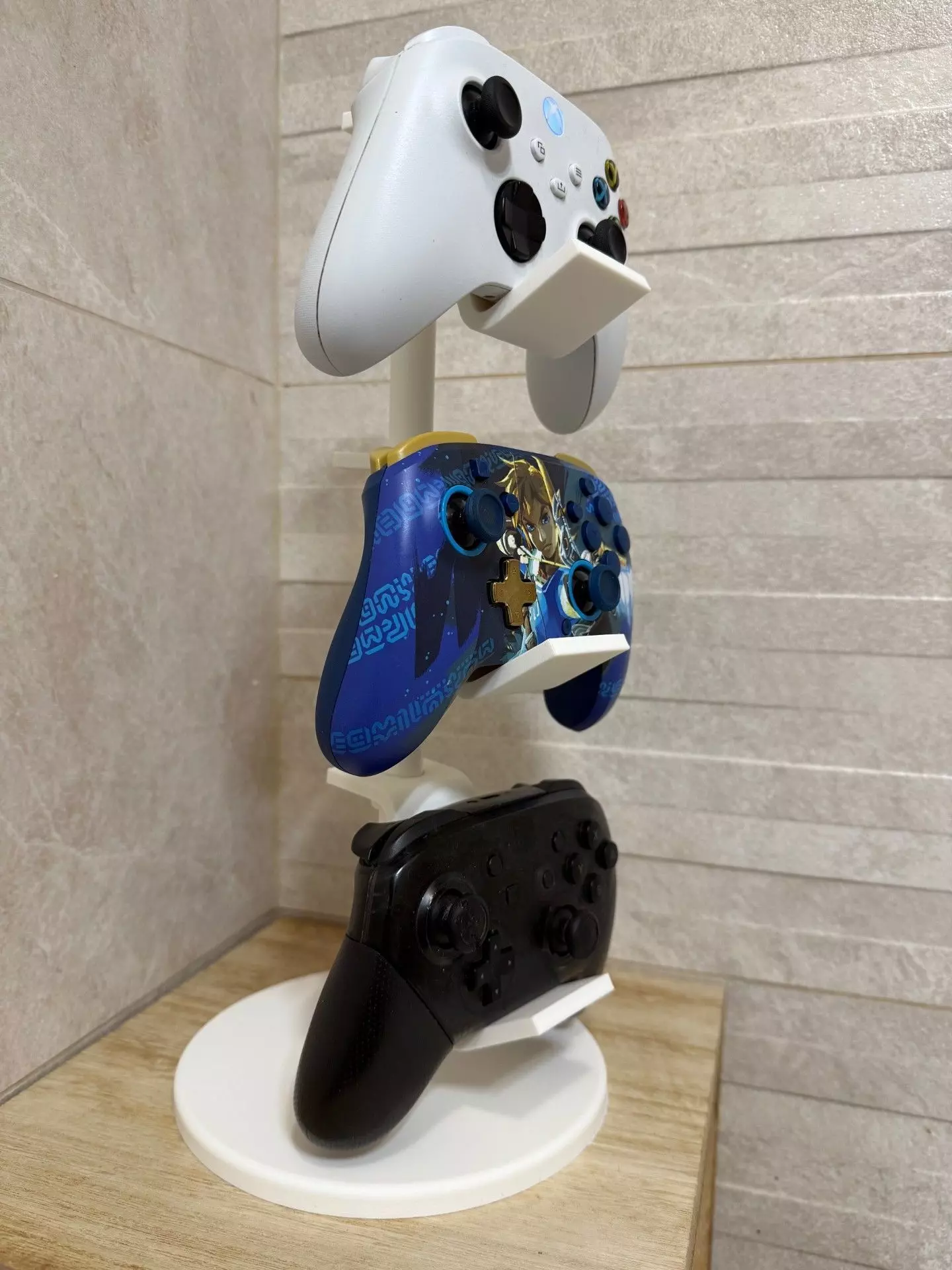 Universal Printable Controller Stand Two Size Versions 3D print model_2