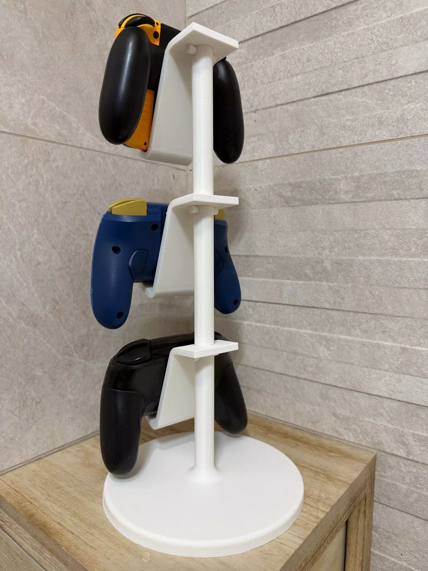 Universal Printable Controller Stand Two Size Versions 3D print model_12