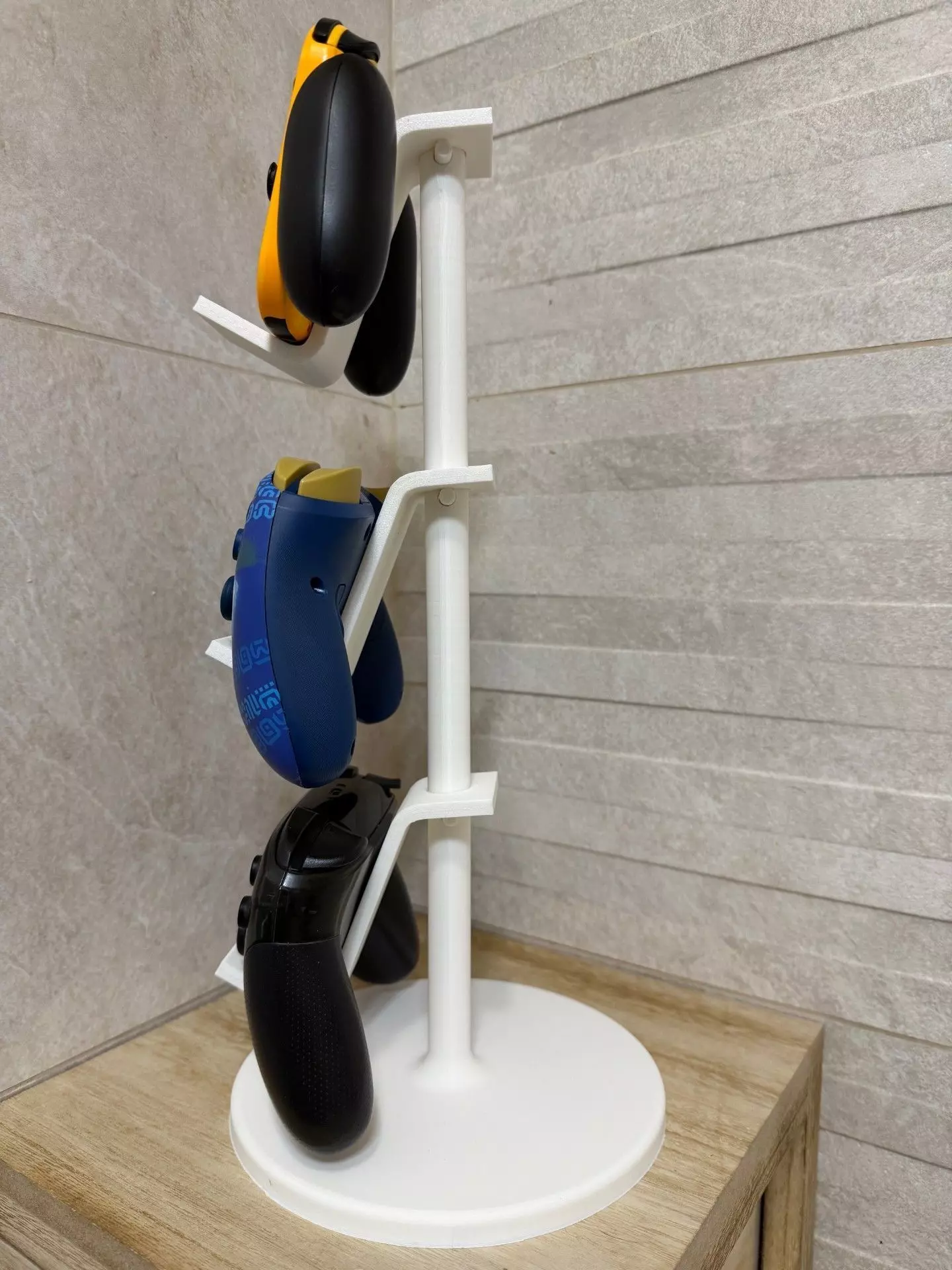 Universal Printable Controller Stand Two Size Versions 3D print model_10