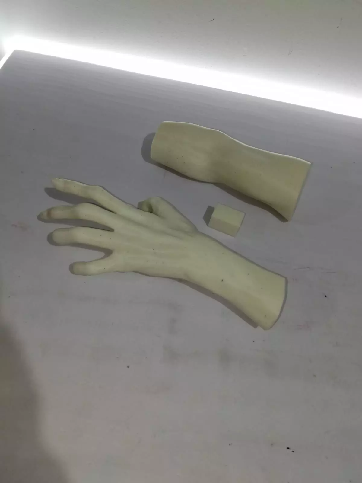 Zombie Arm Zombie Hand Home Decor 3D print model_3