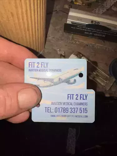 Compact Gravity Key Tag Dispenser  54 by 29 mm Desk Receptions