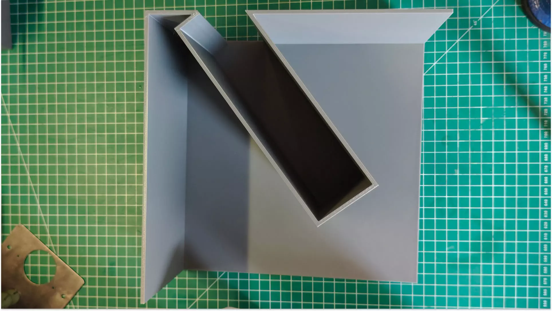 Wall Mounted Book Shelf 3D print model_0