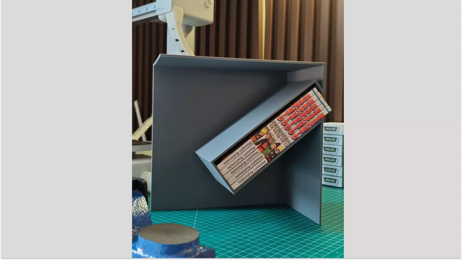 Wall Mounted Book Shelf 3D print model_1