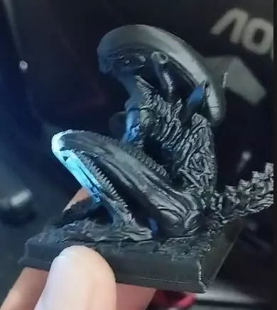 Xenomorph Observer Sculpture 3D print model_1
