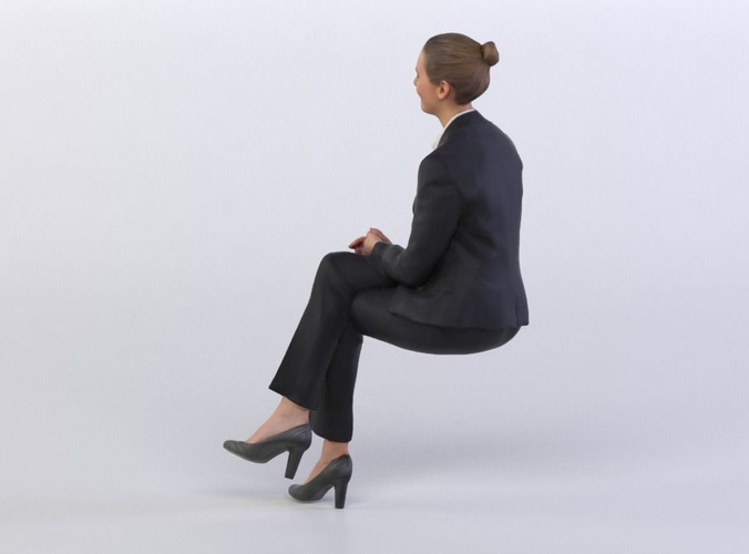 Julia 0280 Woman sitting legs crossed