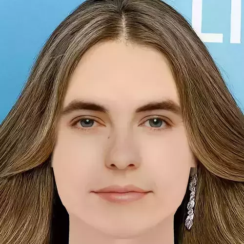 Elizabeth Hurley Head - No Hair - Low poly head for game