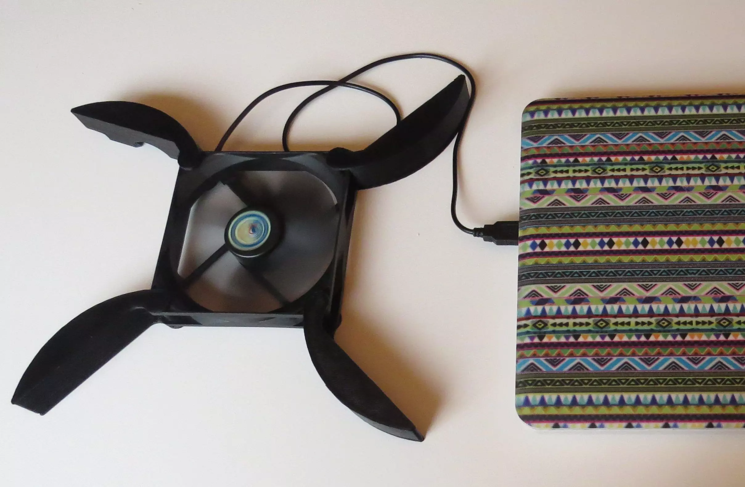Portable Laptop Cooler Free 3D print model_0