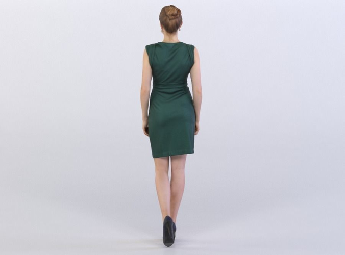 Petra 0250 Woman in a green dress