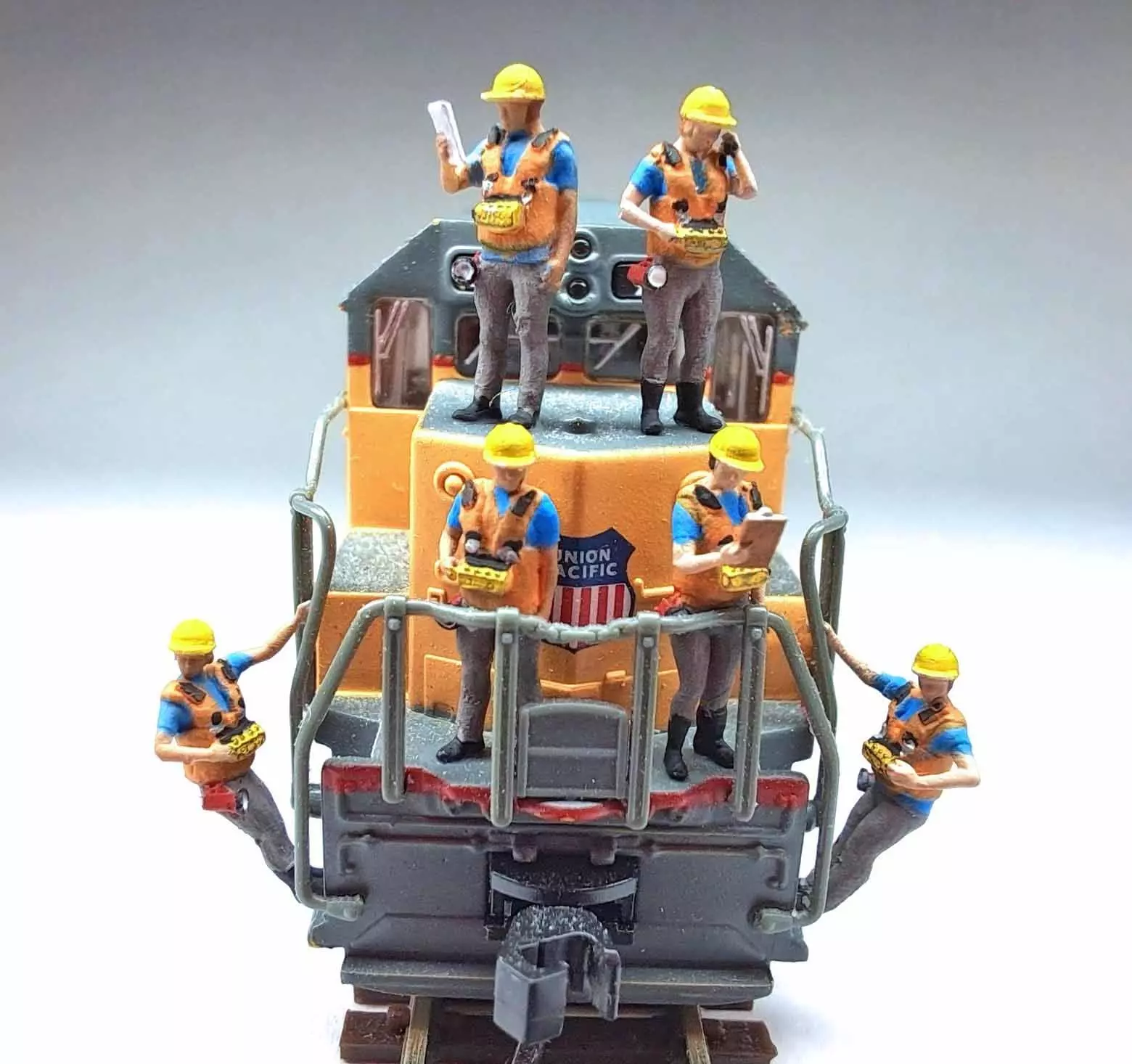 HO Scale RC Operator Figures 3D print model_1