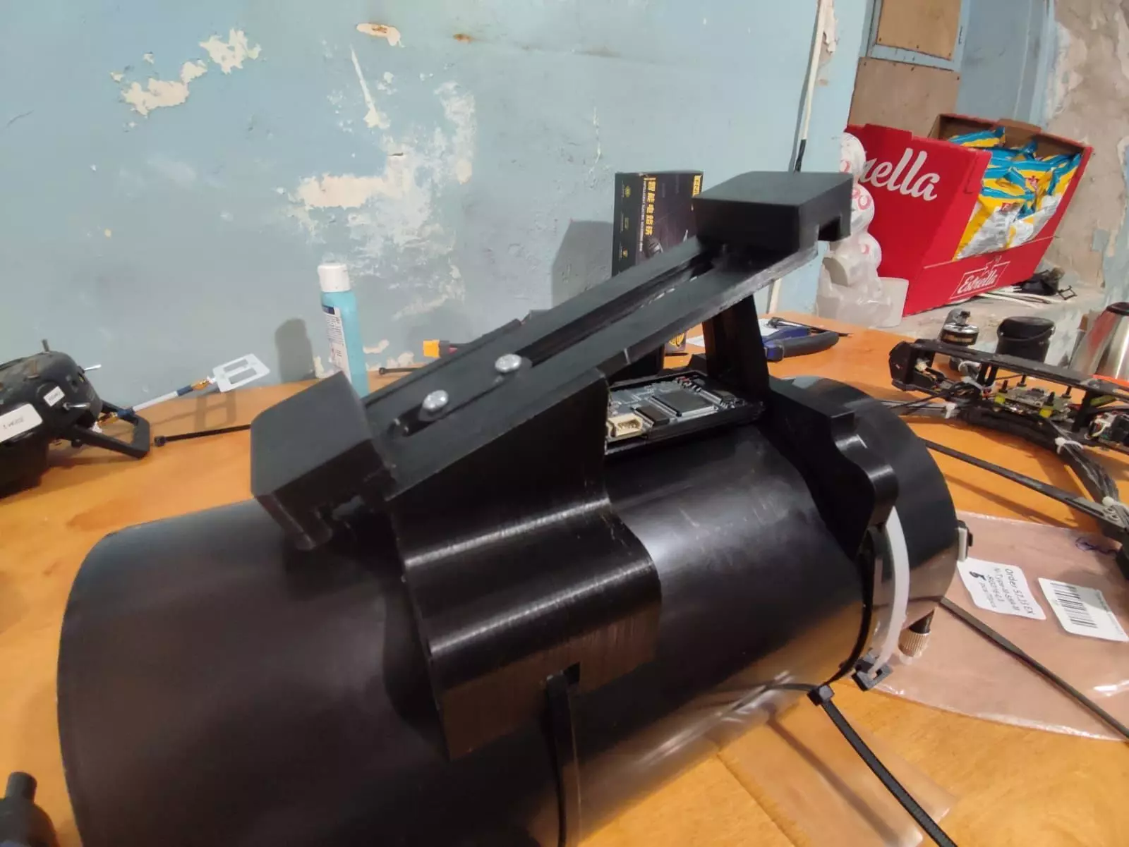 Fiber optic spool retainer for FPV 3D print model_6