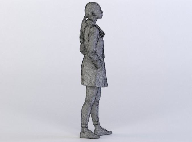 Tilda 0012 Woman in a coat