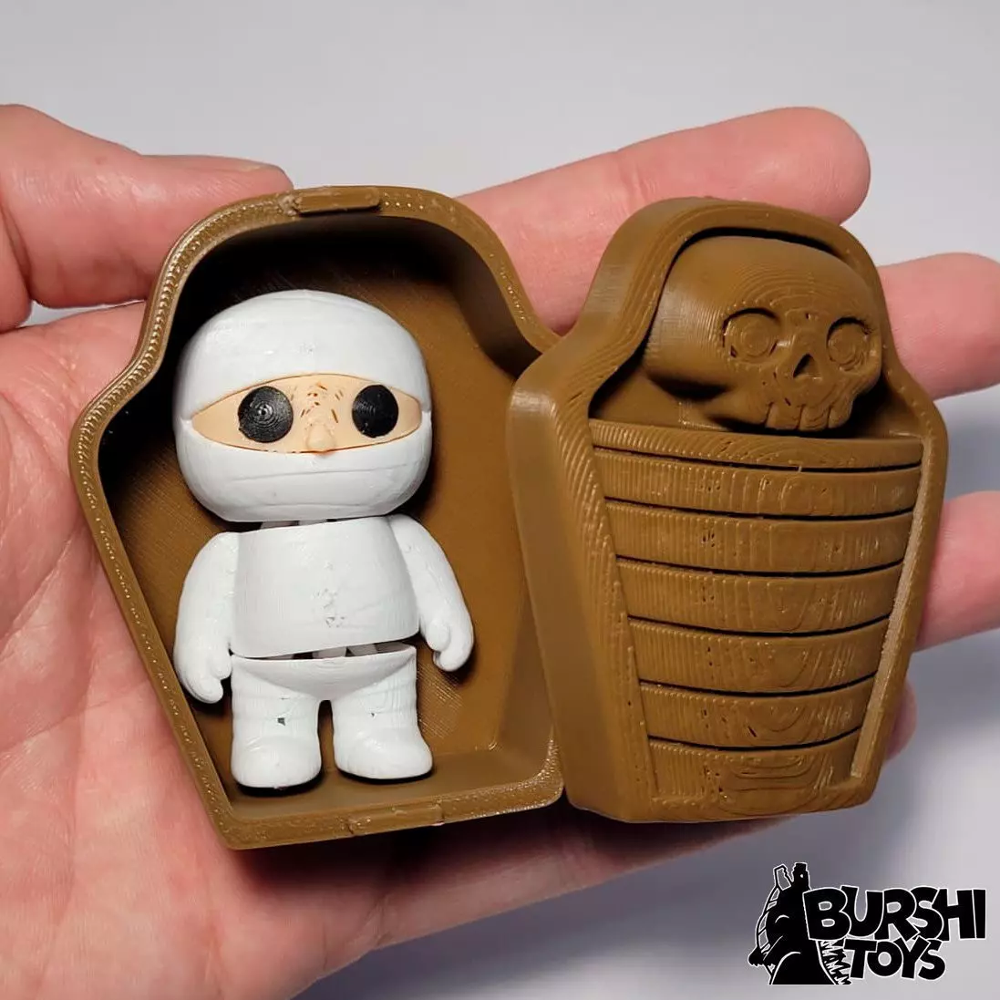FLEXI CUTE MUMMY WITH SARCOPHAGUS PRINT IN PLACE HALLOWEEN Free 3D print model