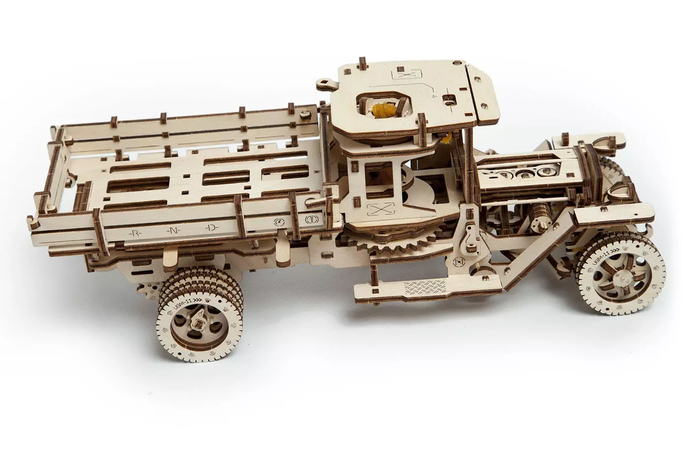 3D Wooden Vintage Truck Mechanical Puzzle Model 3D model