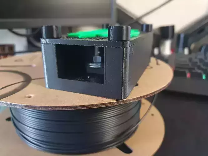 Fuse holder for ANL fuse