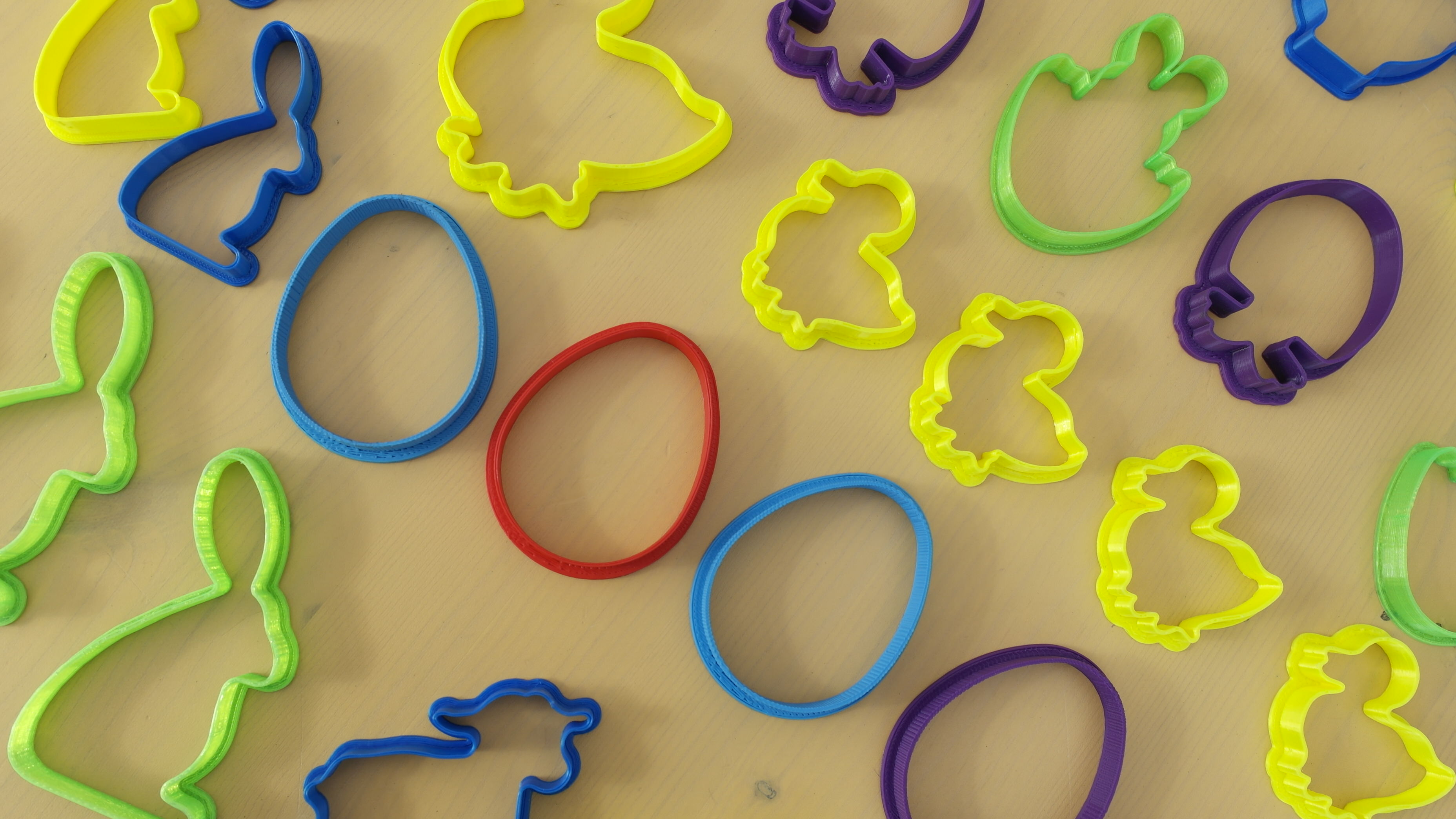 Chick in Egg Ester cookie cutter 3D print model_1