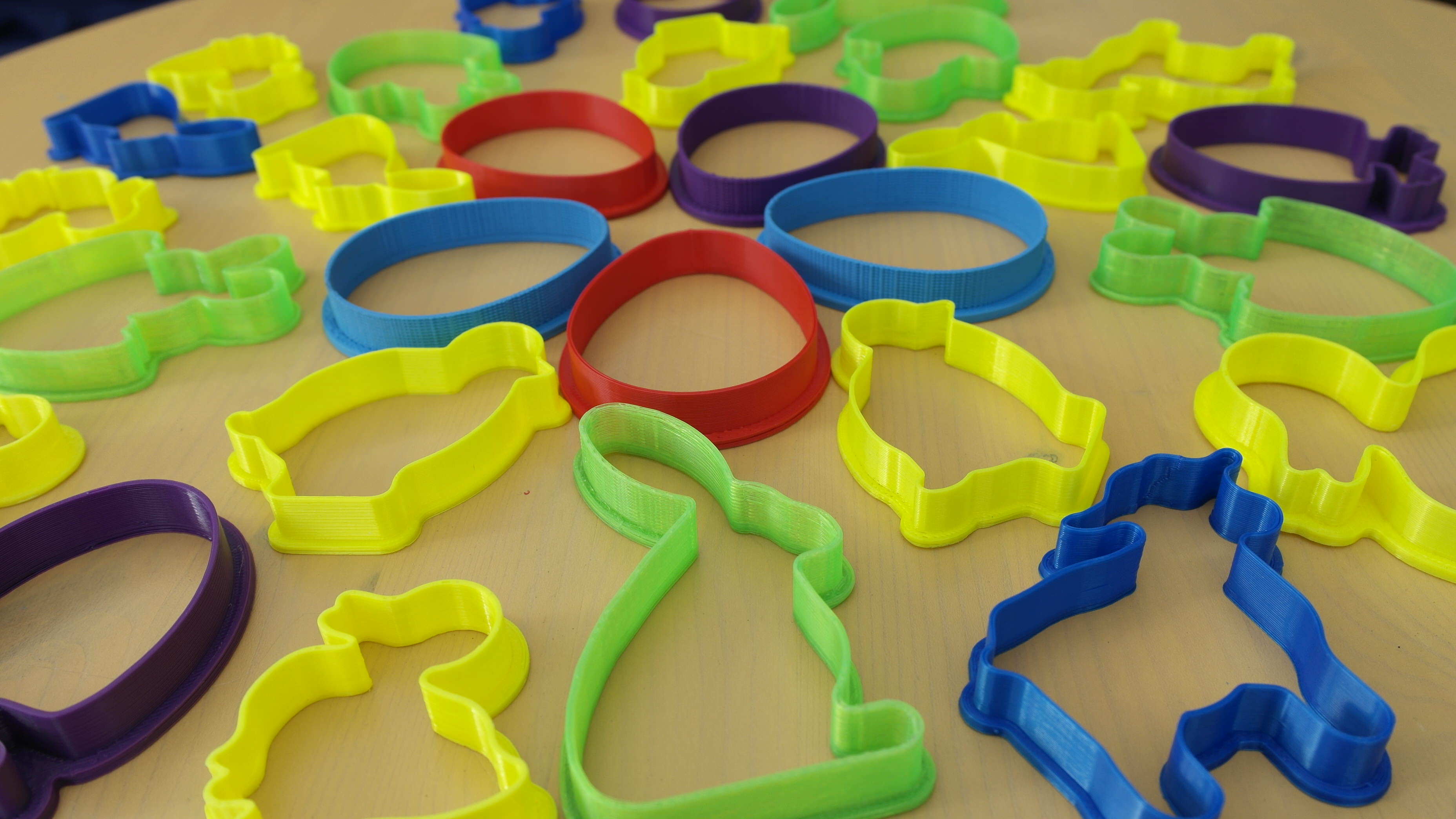 Mom Duck Ester cookie cutter 3D print model_1