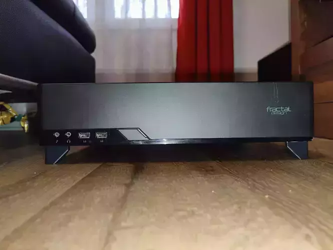 Fractal Design Case Node 202 Custom Higher Feets