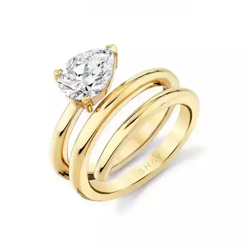  Pear diamond spiral ring