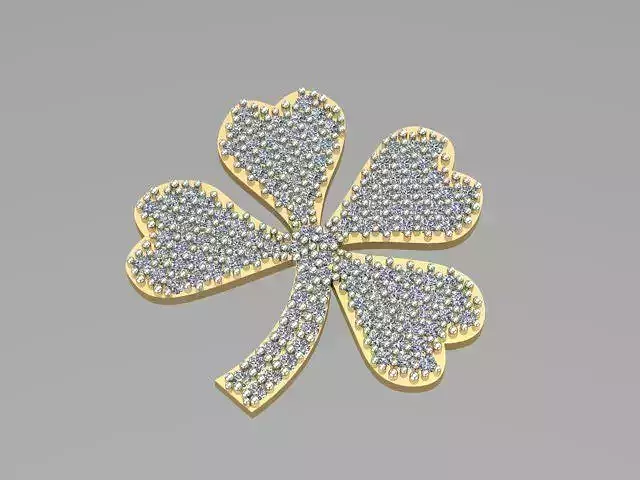 clover pendant 