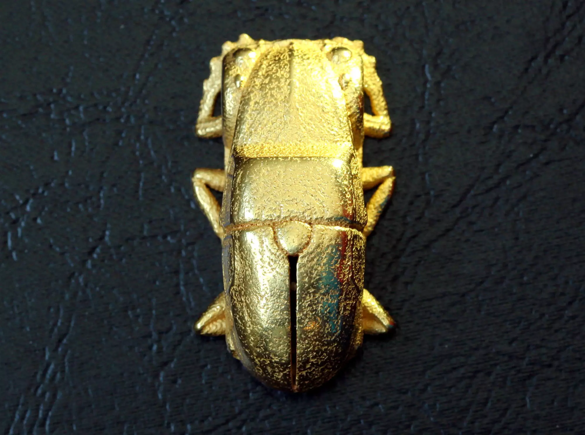 VW Beetle Scarab Pendant 3D print model_0