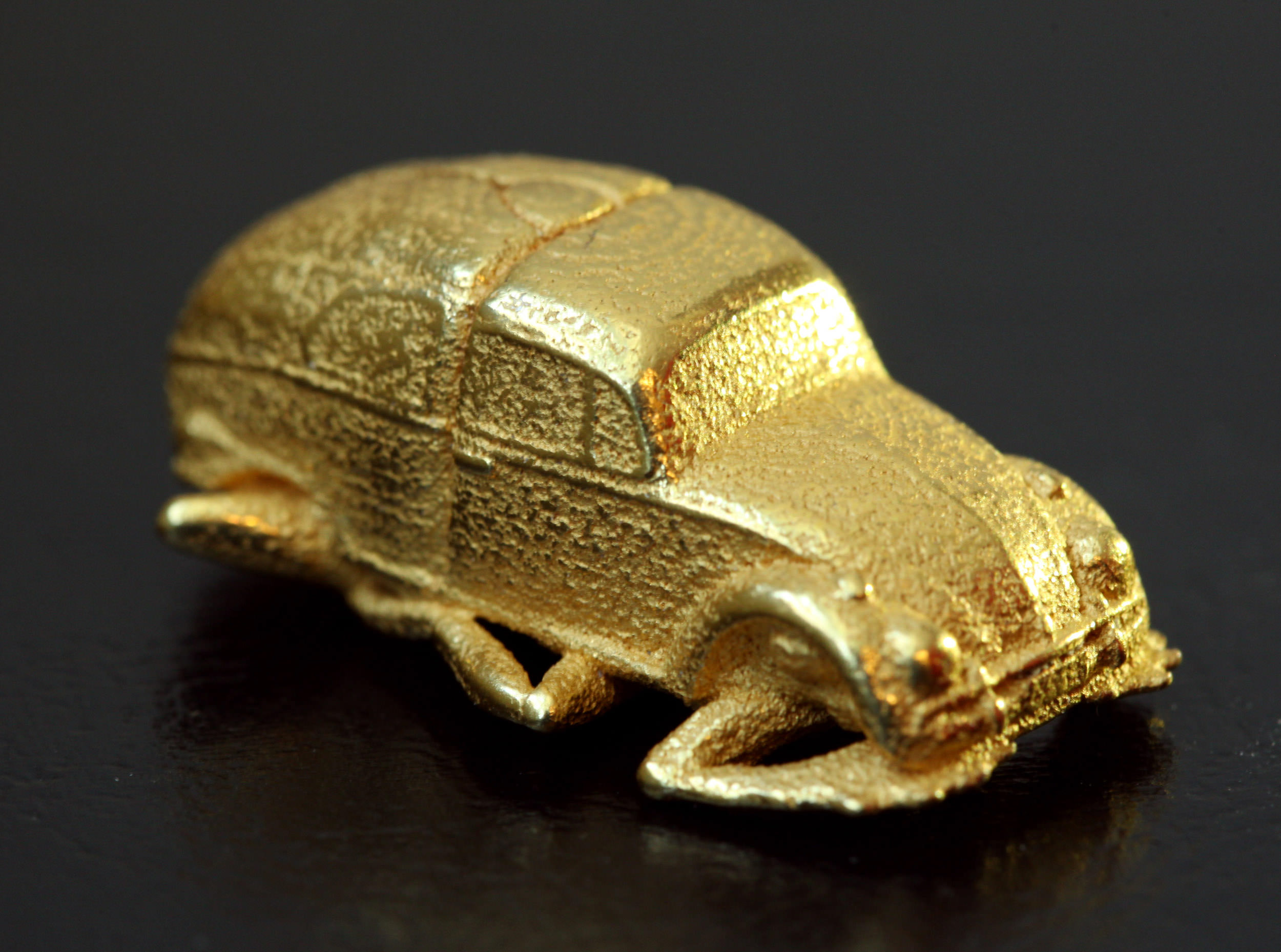 VW Beetle Scarab Pendant 3D print model_1