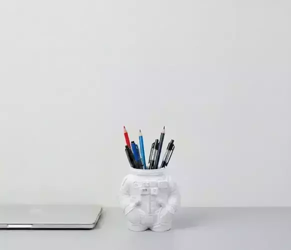 Astronaut Pen Holder