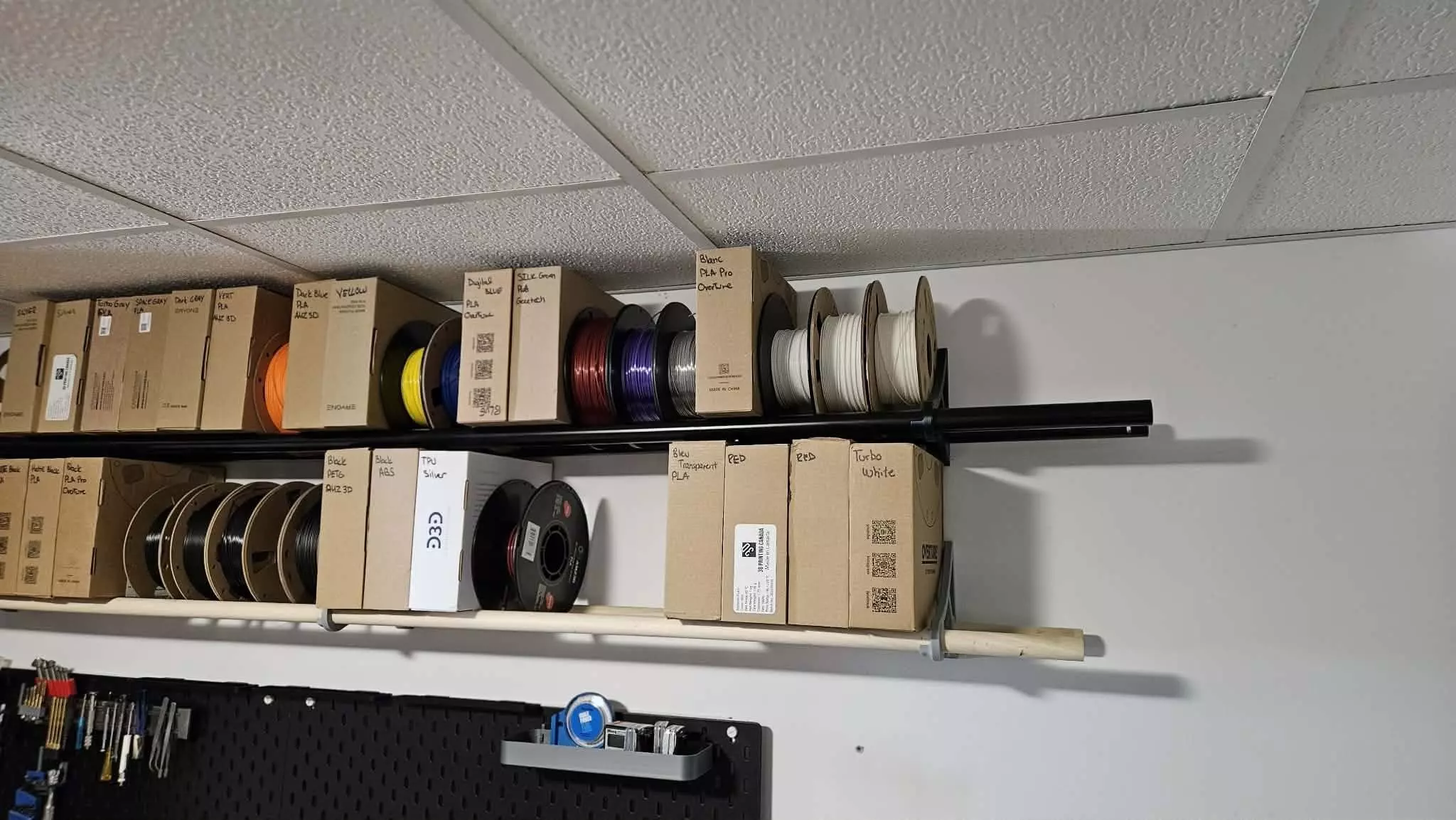 Spool Rack wall bracket Free 3D print model