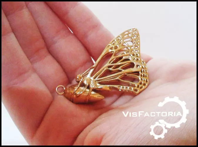 Monarch Butterfly Pendant 3D print model_0